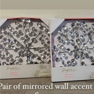 Pair of mirrors wall decor